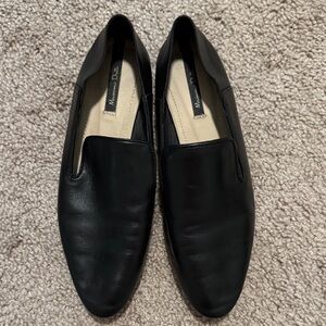 Massimo Dutti Classic Black Leather Flats
